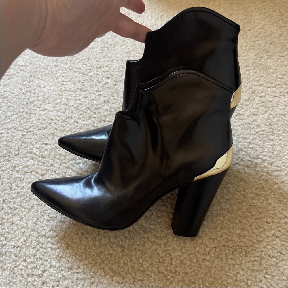 Sigerson Morrison black leather ankle boots